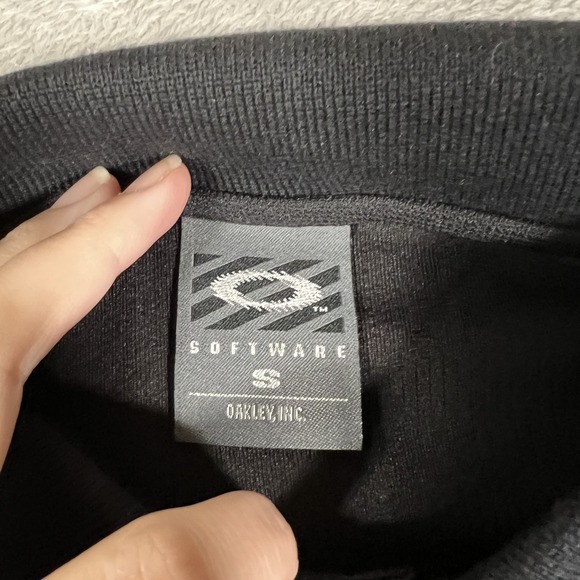 Vtg Oakley Softwear Polo Shirt Mens Small Black Performance‎ Golf Center Logo - Picture 4 of 9